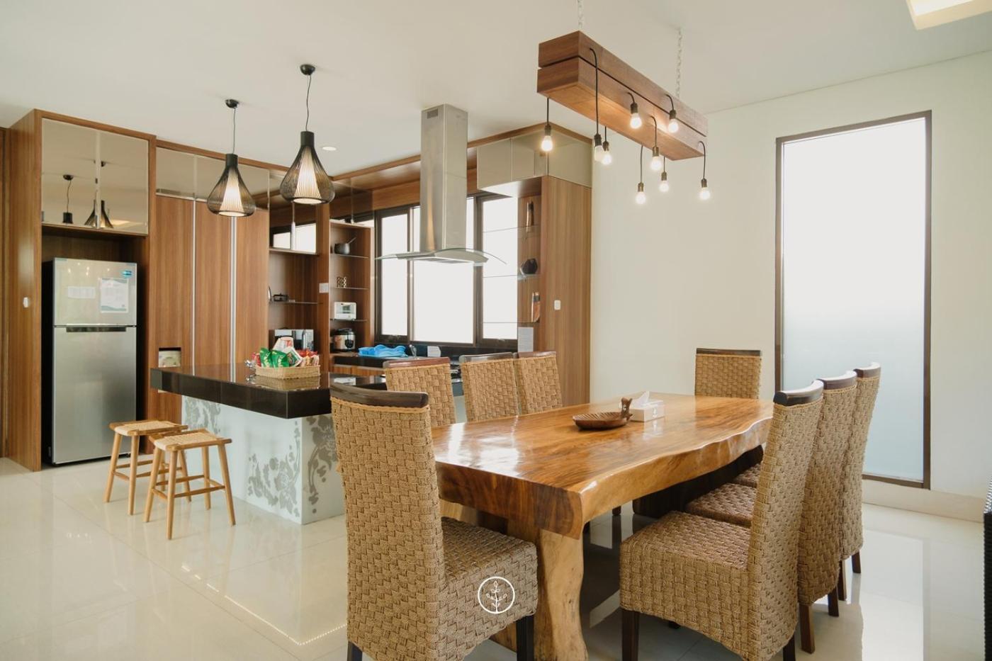 Narwastu Hill View Villa 6 Bedrooms With A Private Swimming Pool Bandung Exterior foto